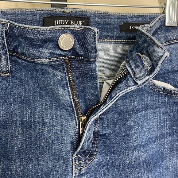 Judy Blue Womens Skinny Fit Blue Denim Jeans  Distressed Distroyed Size 11/30 - Picture 4 of 12
